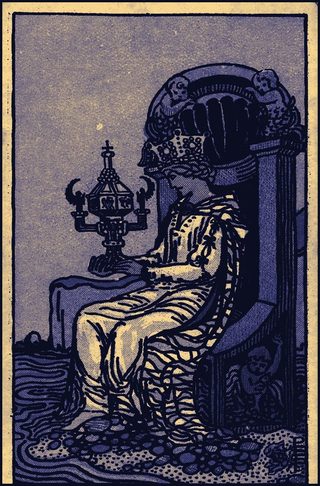 Королева Кубков — карта колоды Райдера — Уэйта